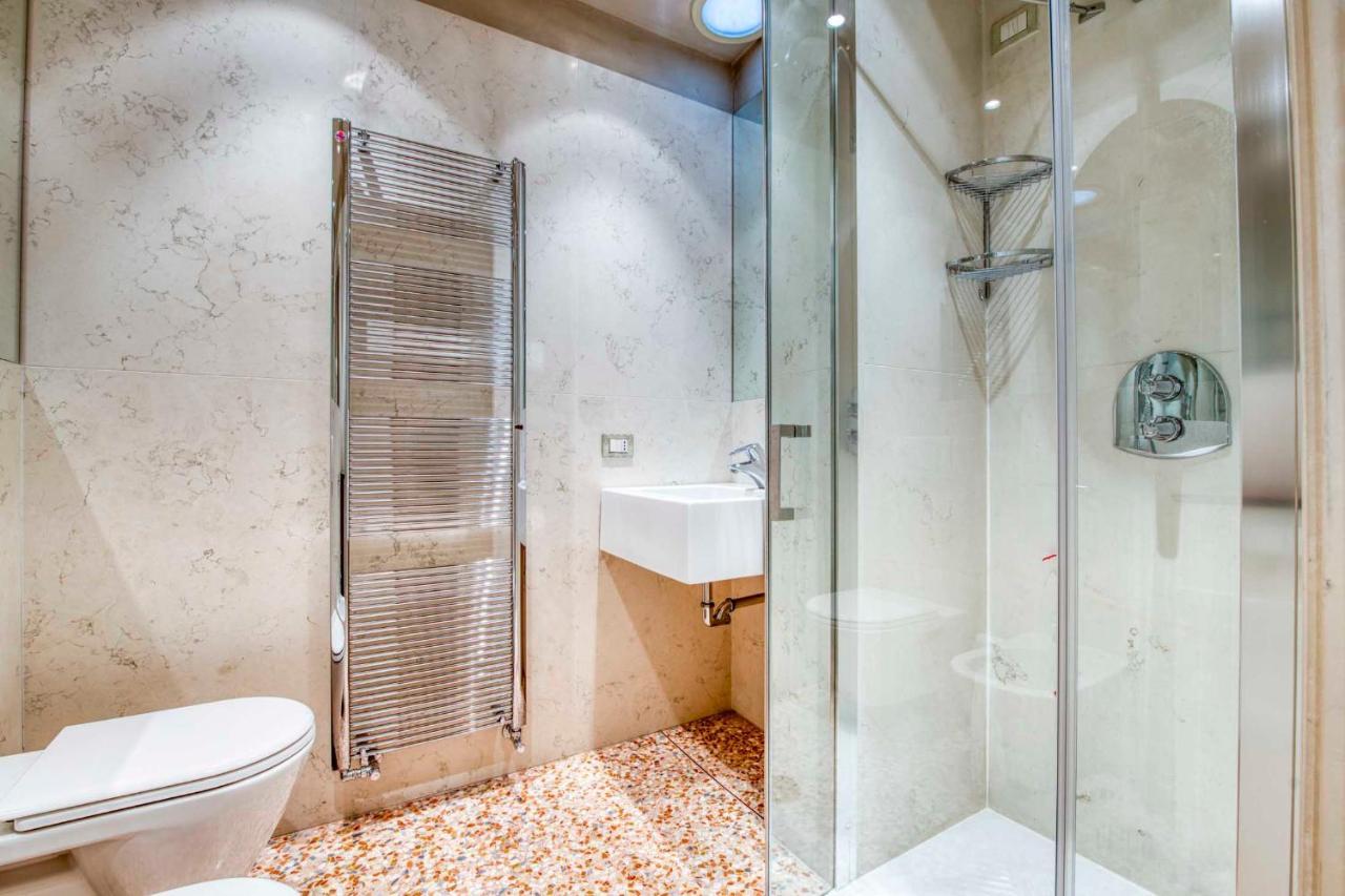 Apartmentsarena - Suite Mercatorum - Piazza Erbe Verona Exterior foto