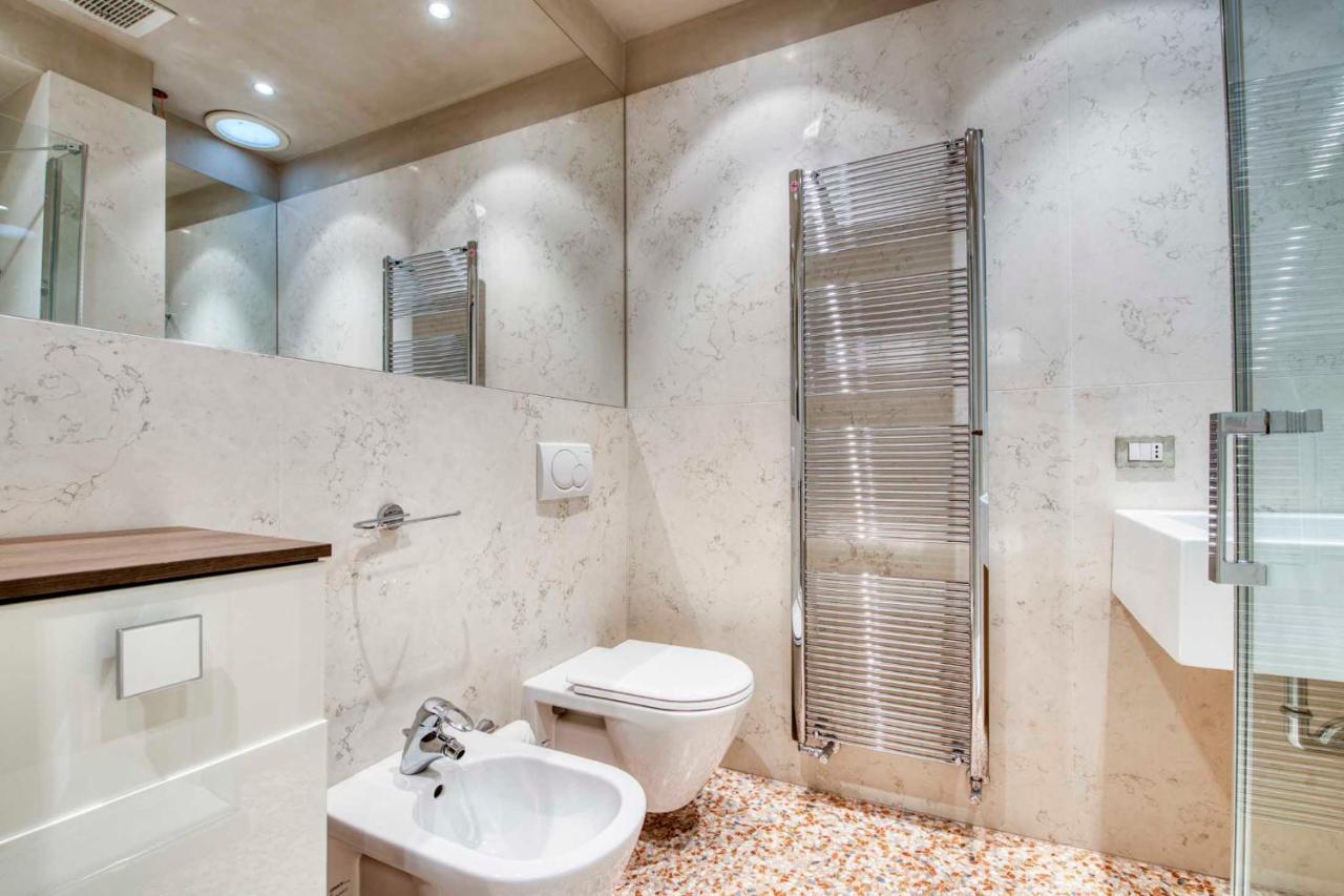 Apartmentsarena - Suite Mercatorum - Piazza Erbe Verona Exterior foto